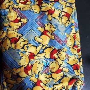 Lularoe Winnie the Pooh OS leggings